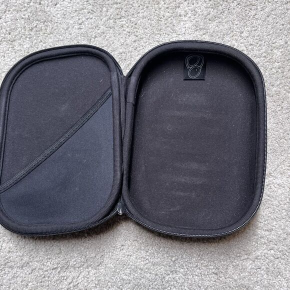 Bose QuietComfort WIRELESS Bluetooth Noise Canceling Headphones -Silver w/ Case - Picture 9 of 9